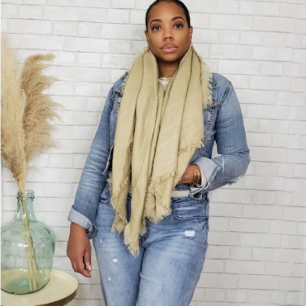 Stone Light Weight Blanket Scarf